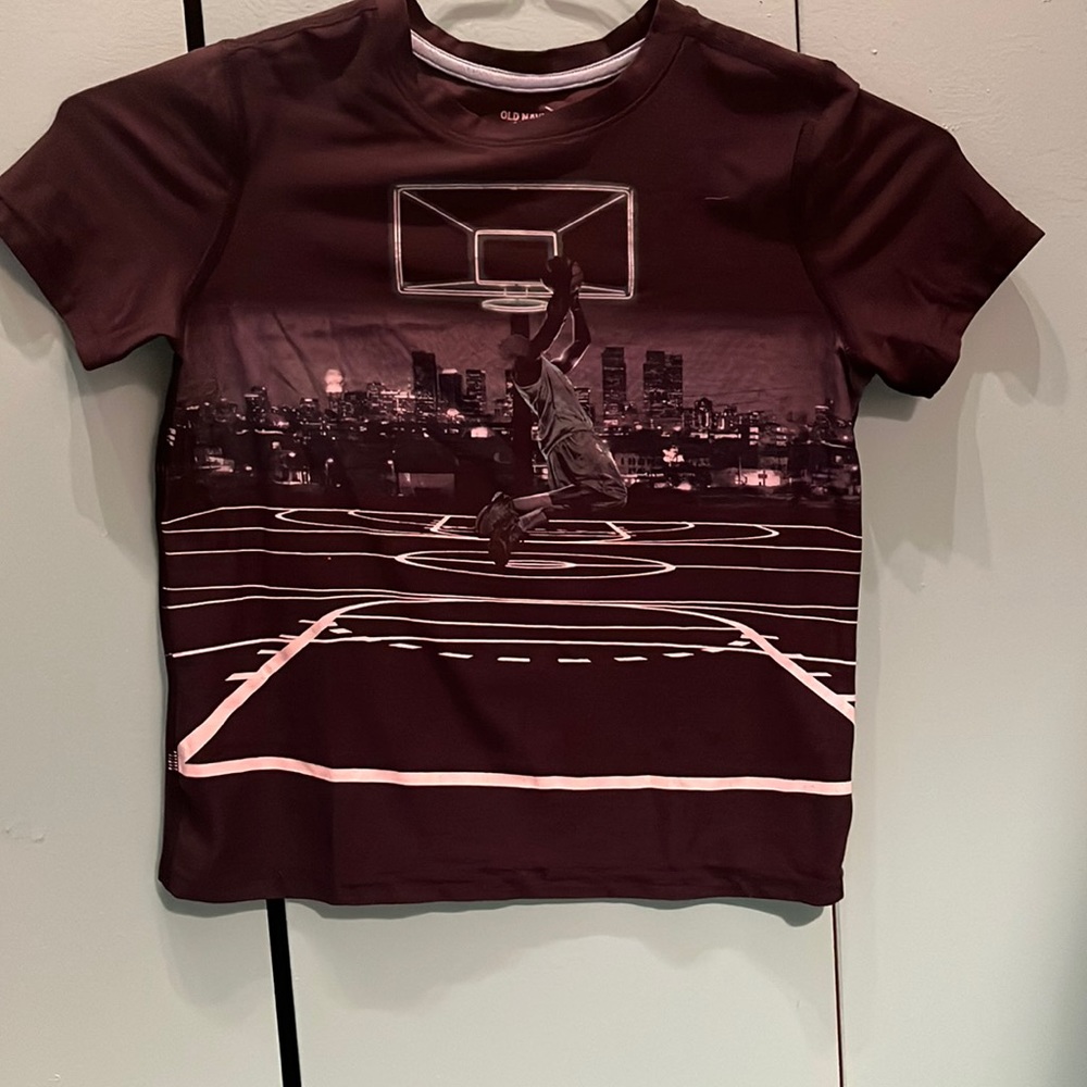 Old Navy Basketball tee